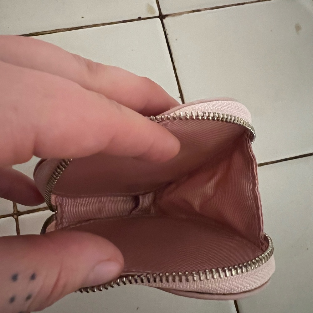 Pink Pandora Heart Shaped Change Purse - Picture 3 of 5